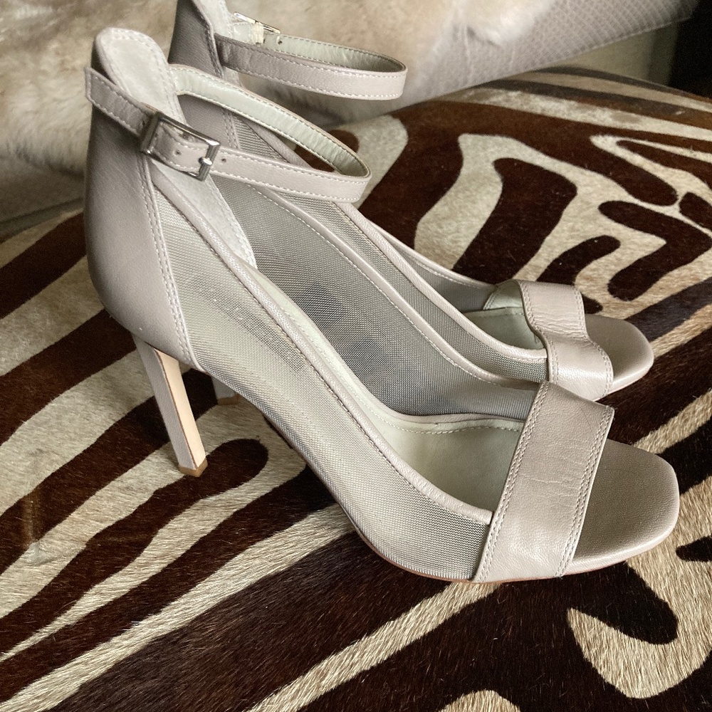 New  BCBG Mary Jane mesh heel sandles